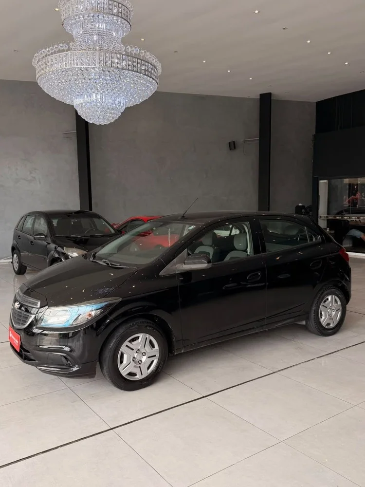GM - Chevrolet CHEVROLET ONIX HATCH LT 1.0 8V FLEXPOWER 2015 - FINANCIA 100%