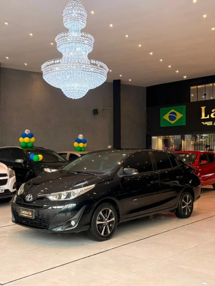 Toyota YARIS XLS Connect Sed. 1.5 Flex 16V Aut.